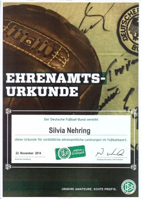 Sylvia wird vom DFB für ihr ehrenamtliches Engagement geehrt