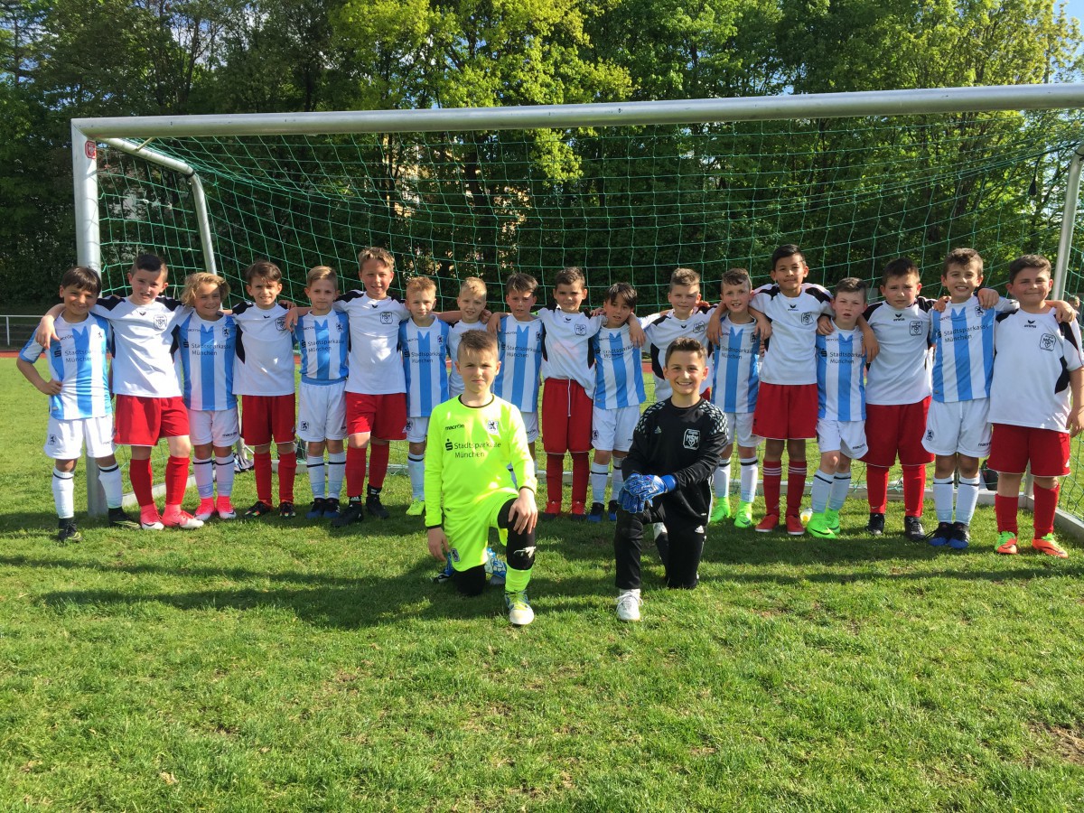 E2 empfängt die Junglöwen