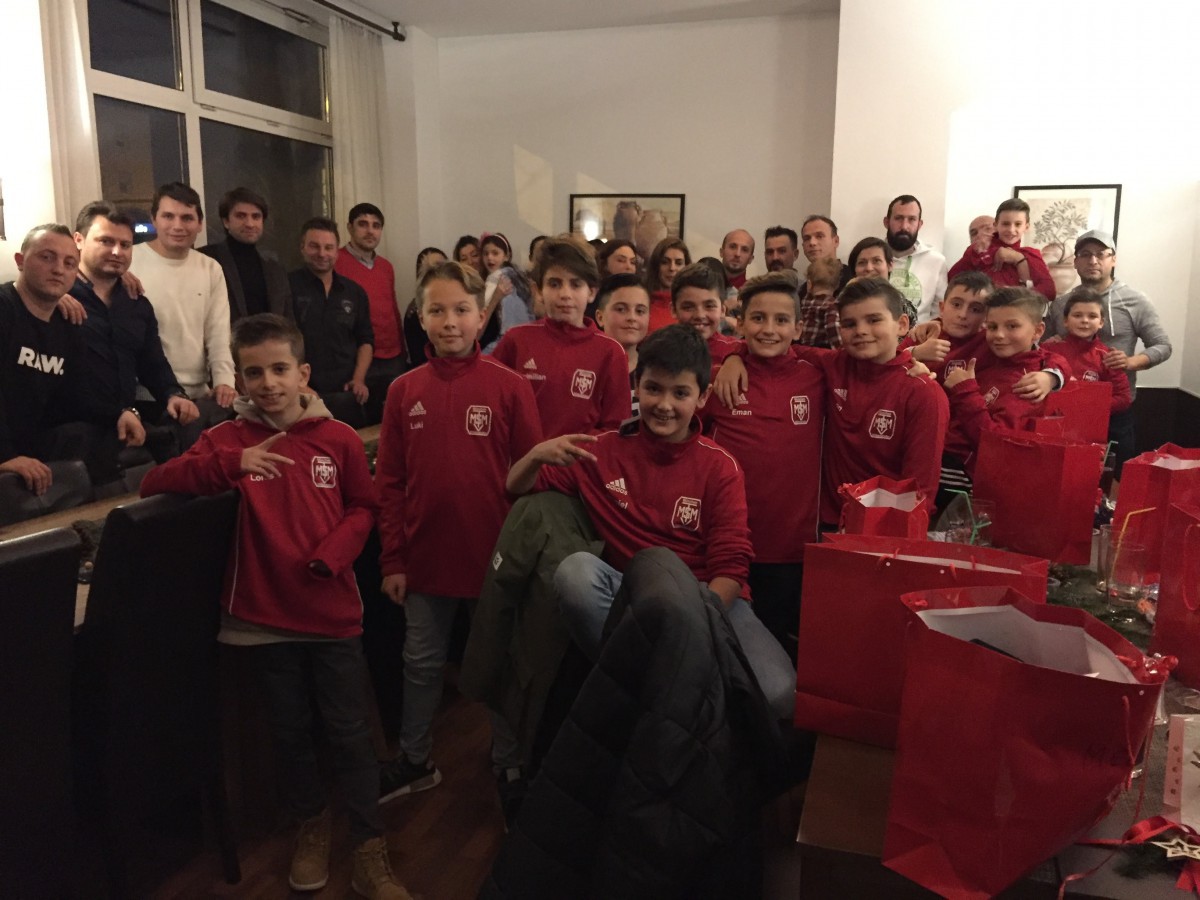 Die E1 wünscht Frohe Weihnachten & ein gesundes Neues Jahr!